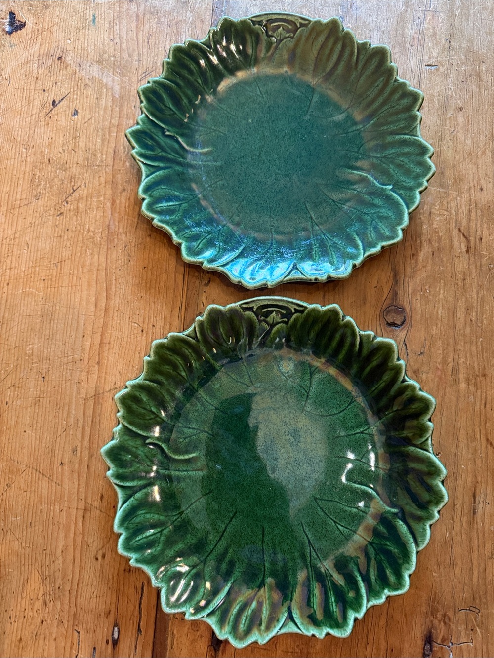 Set of 2 vintage Steubenville Woodfield leaf pattern plates